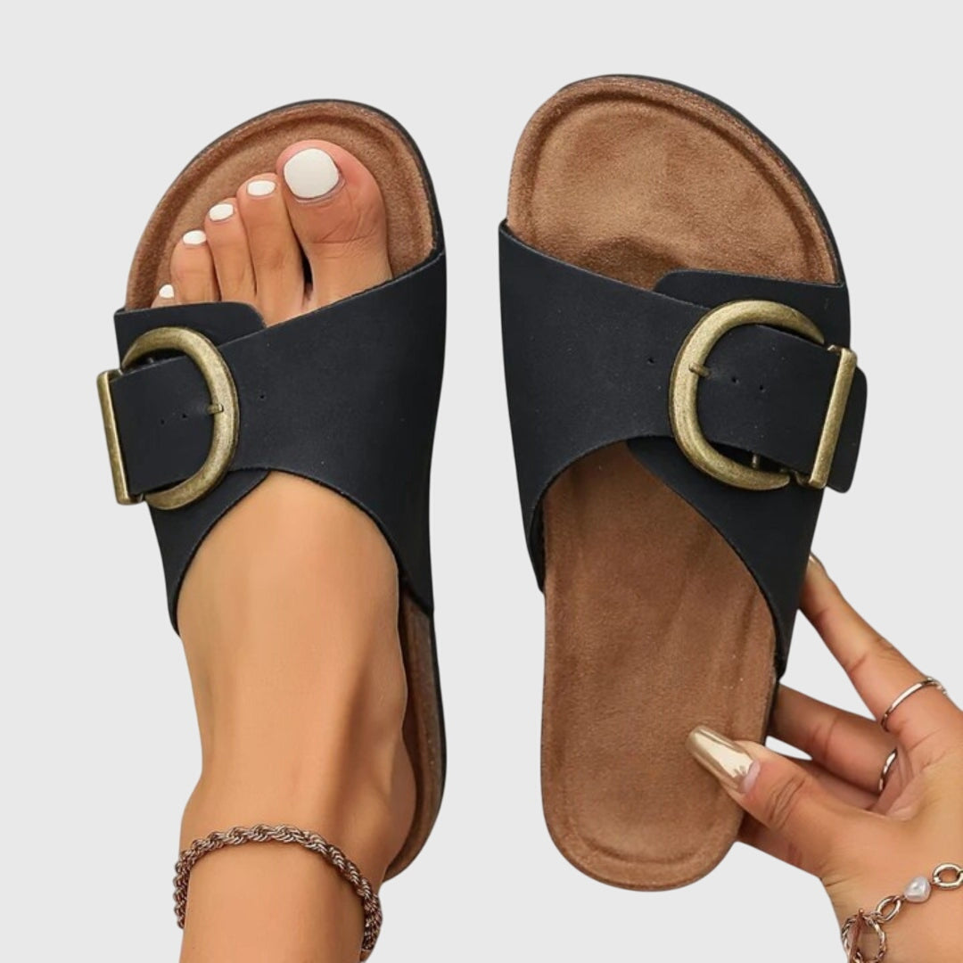 Black / 10