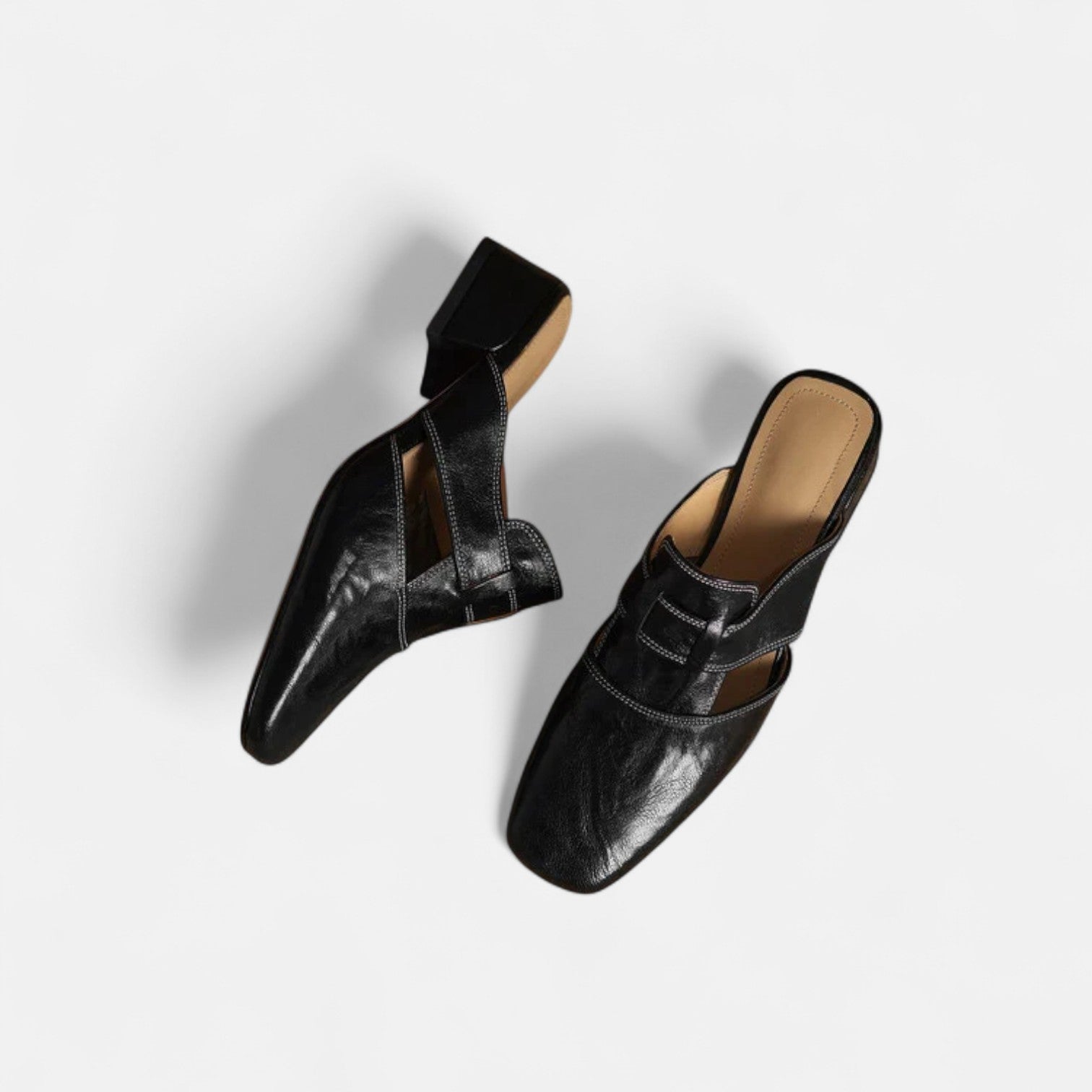 Black / 12