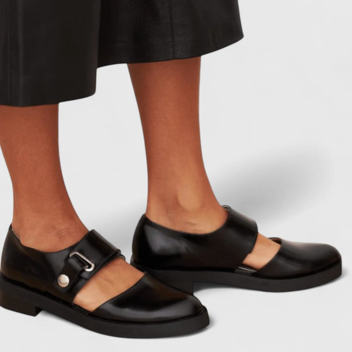 Black / 10.5