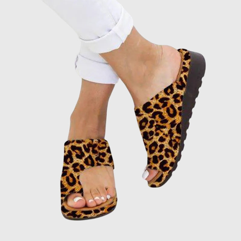 Leopard Print / US 11
