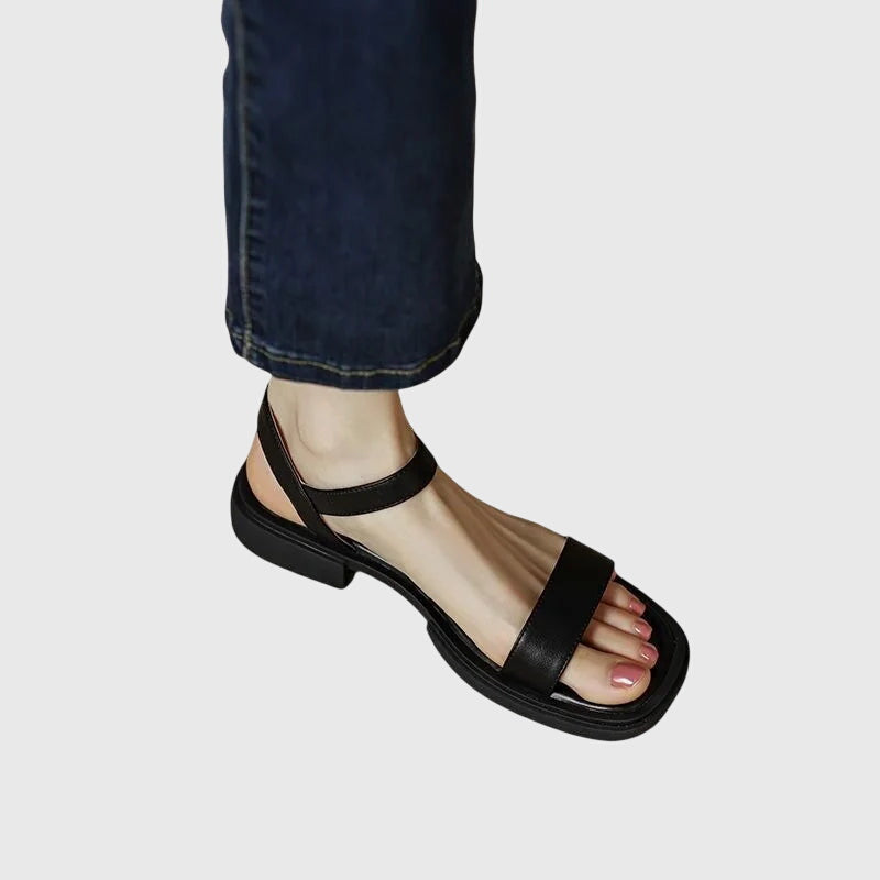 Black / 10 US | 41 EU