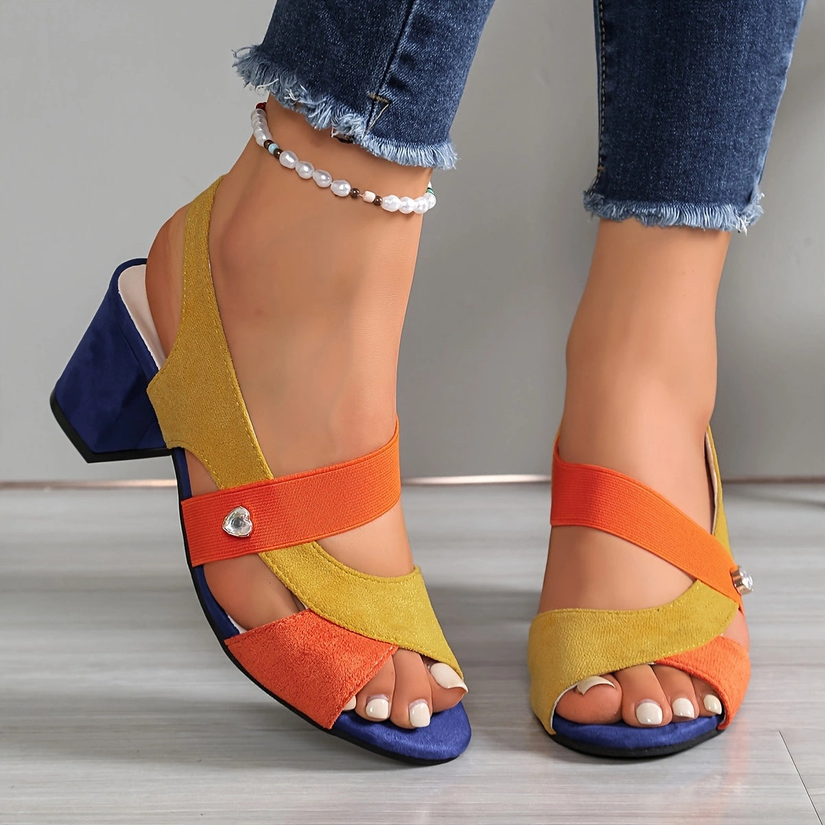 Orange / 11 US