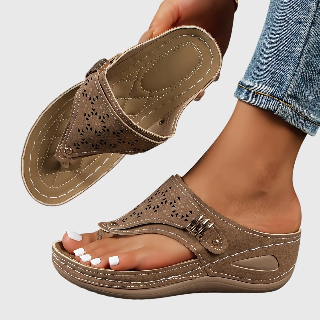Brown / 11