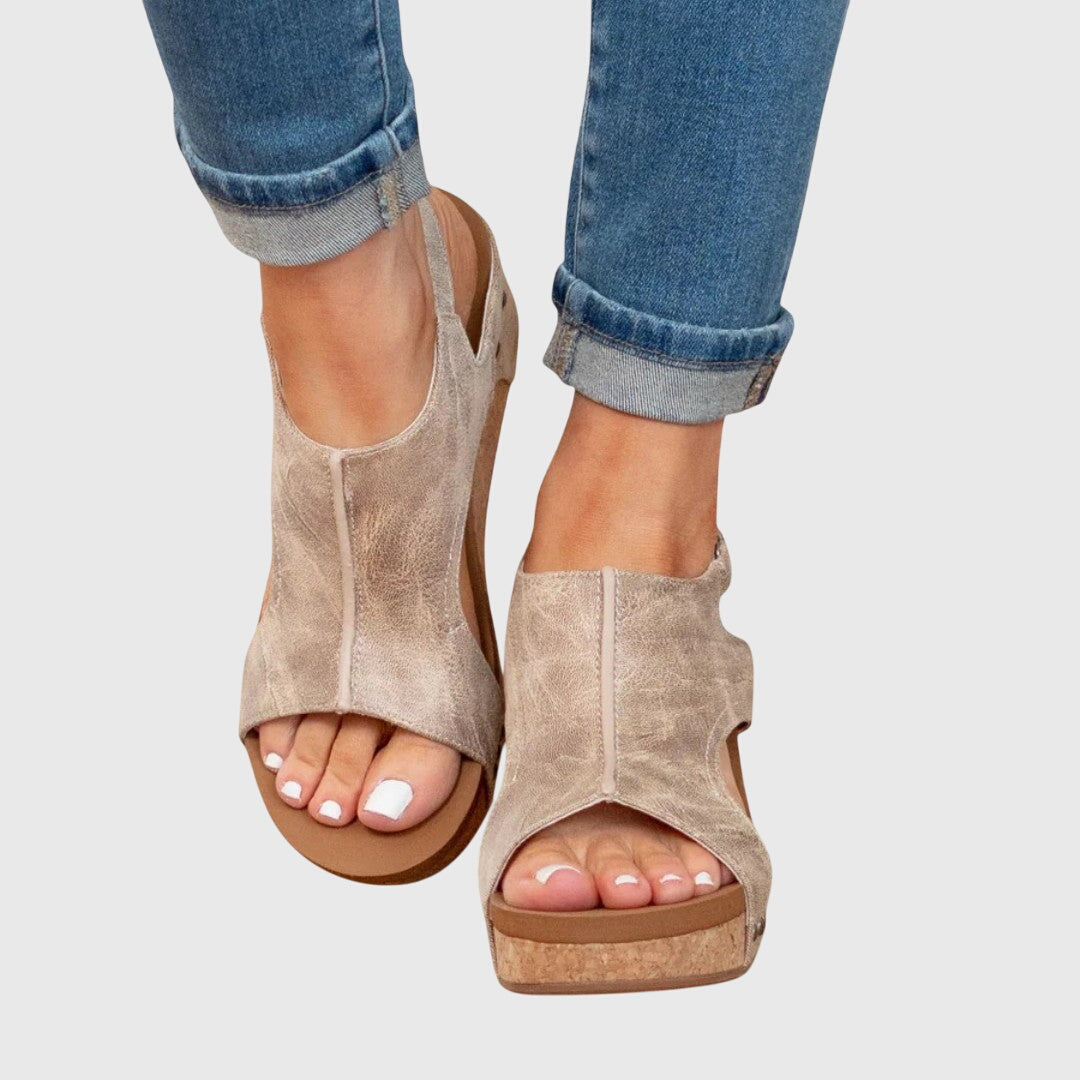 Beige / 10.5