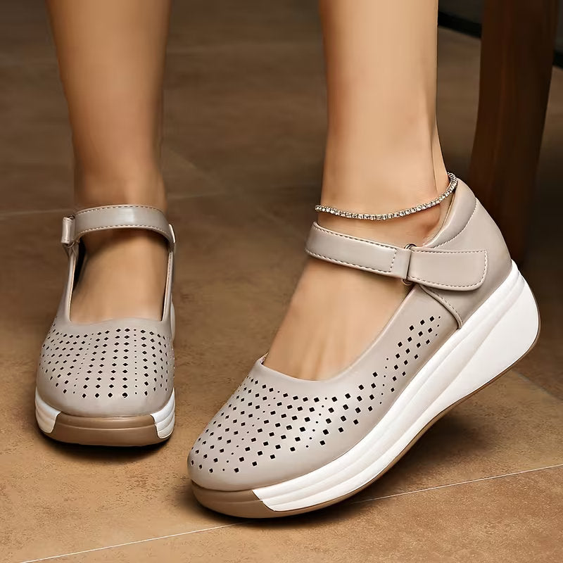 Soft Beige / 11