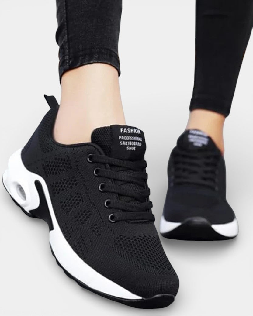 Black / 12