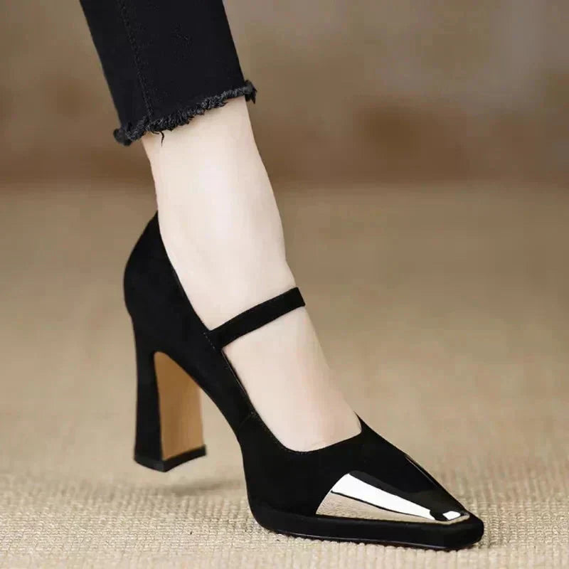 Black / 8