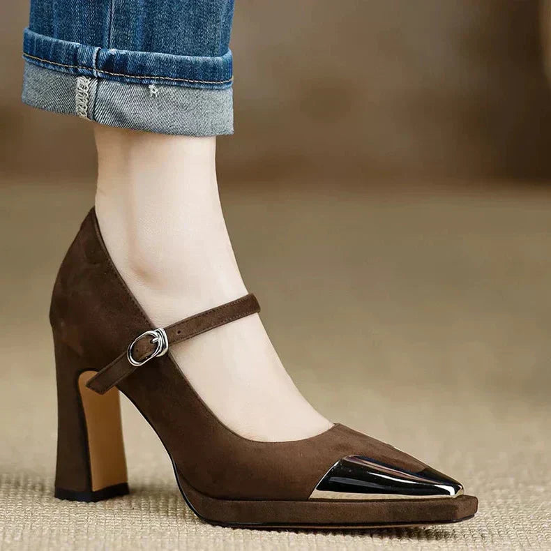 Brown / 8