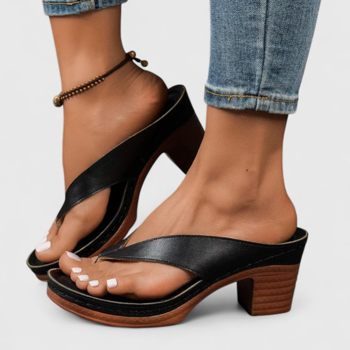 Black / 11 US