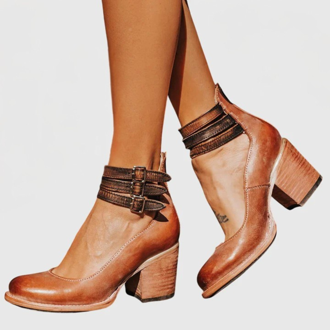 Dark brown / 11 US