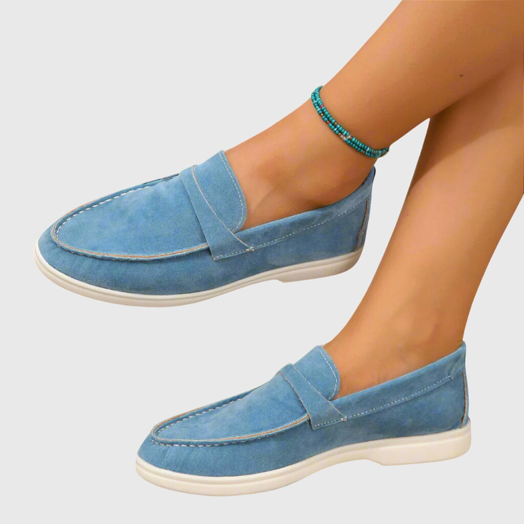 Sky Blue / 9