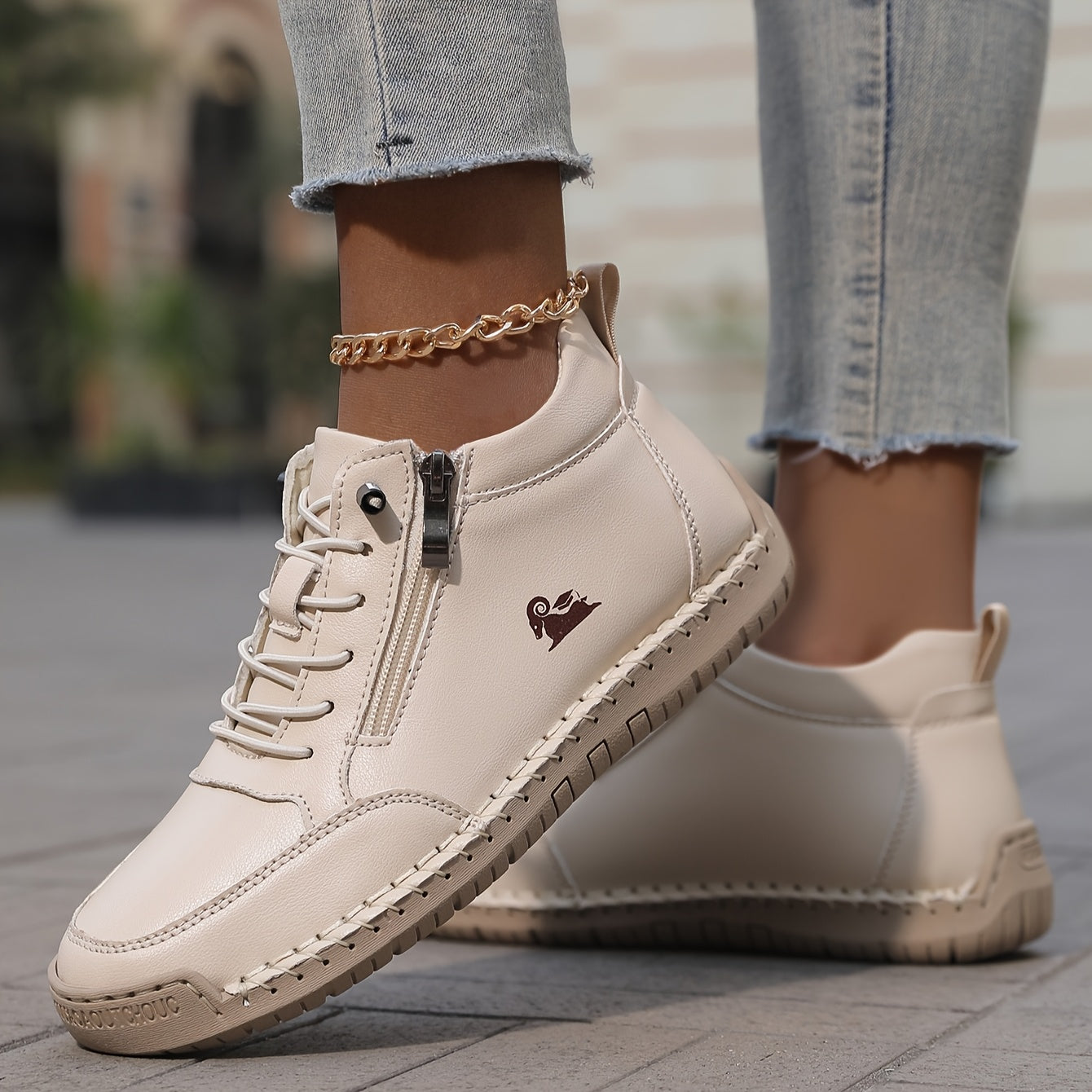 Creme / 43