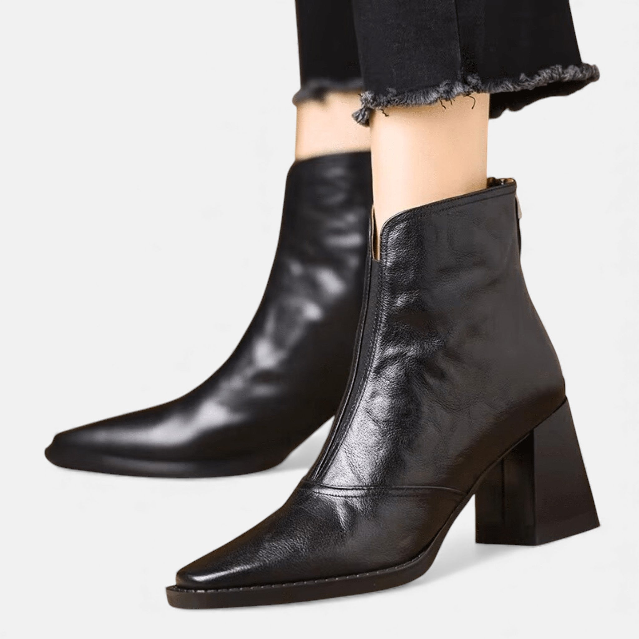 Black / US 12